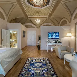 https://residence-u-malvaze.praguehotelsweb.com