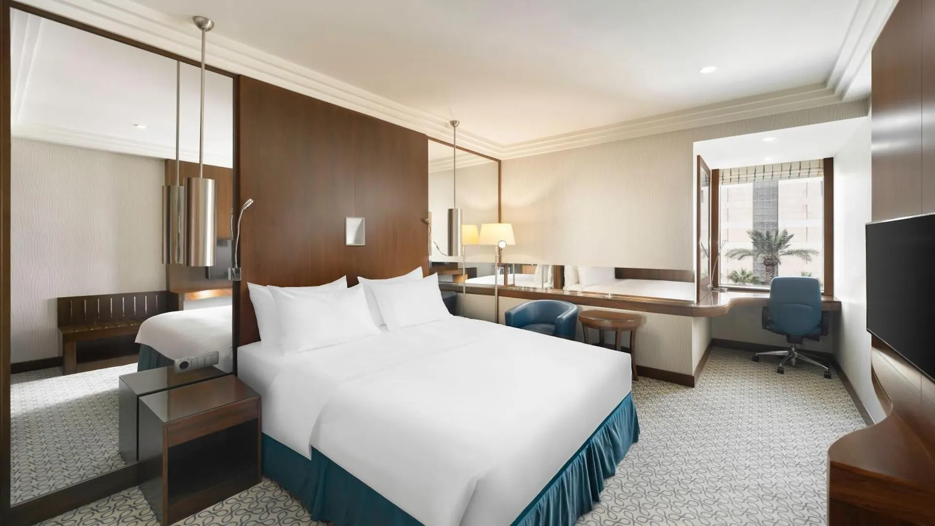 Radisson Blu Hotel And Convention Center, Riyadh Minhal