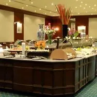 クラウンプラザ ホテル リヤド ミナル リヤード